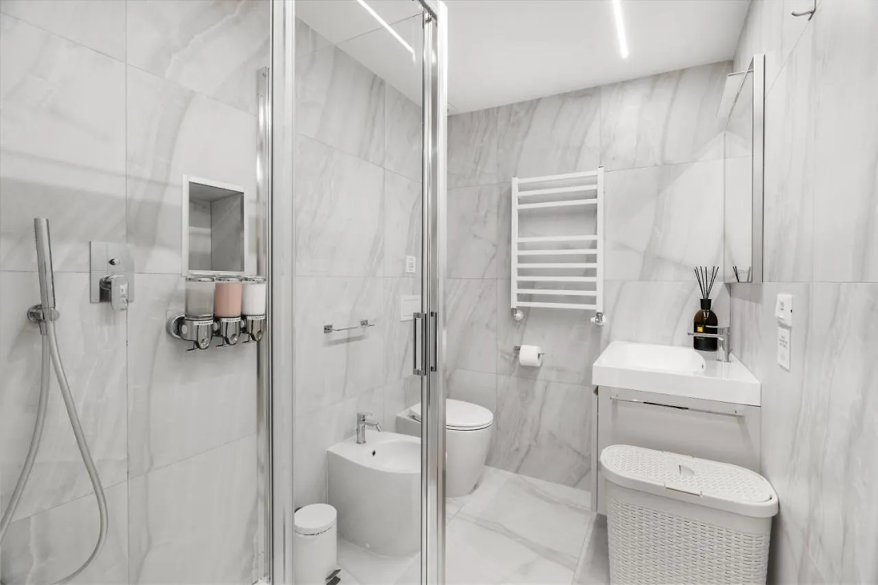 Modern Quiet Super Central Luxury Apartment Mediolan Włochy