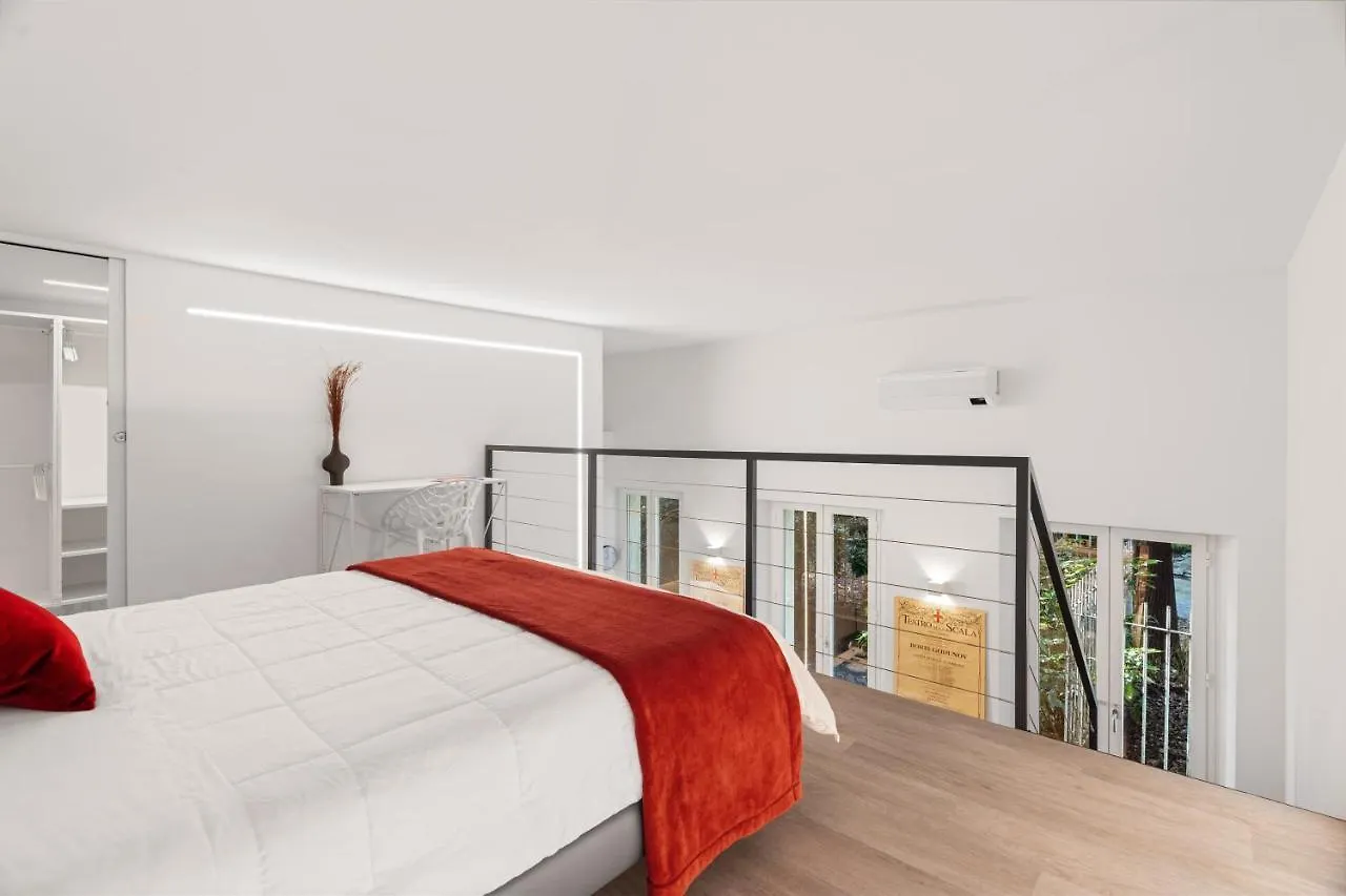 Modern Quiet Super Central Luxury Apartment Milán 0*,  Italia