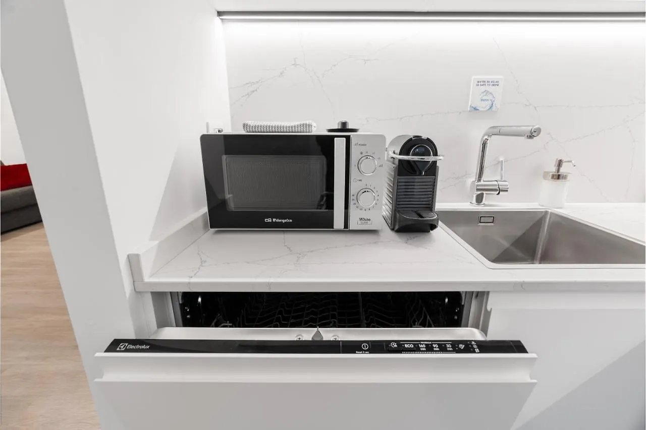 Modern Quiet Super Central Luxury Apartment Milan